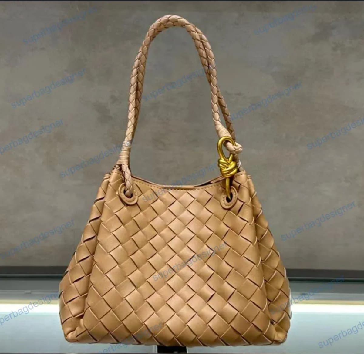 BOTTEGA
