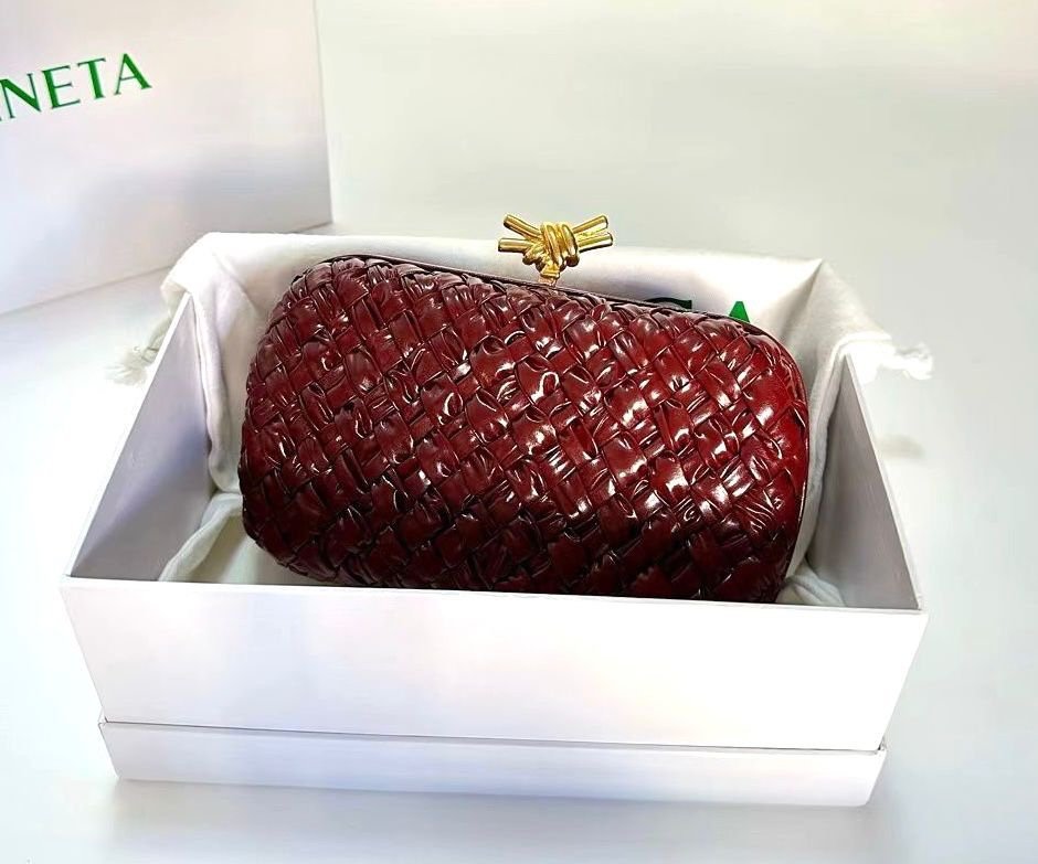 BOTTEGA
