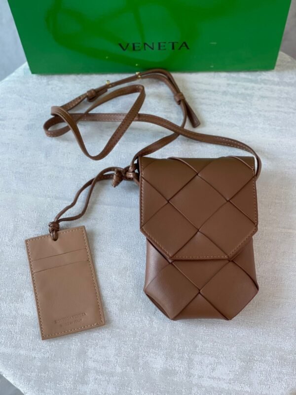 BOTTEGA