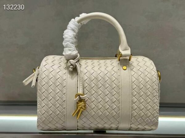 BOTTEGA