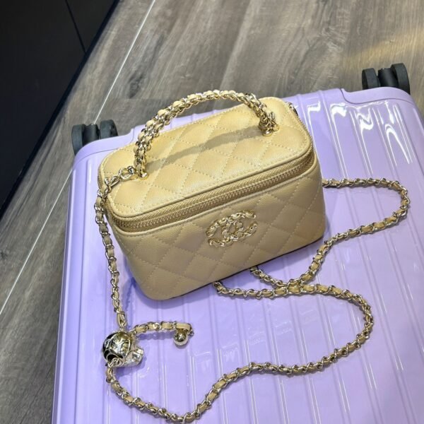 CHANEL
