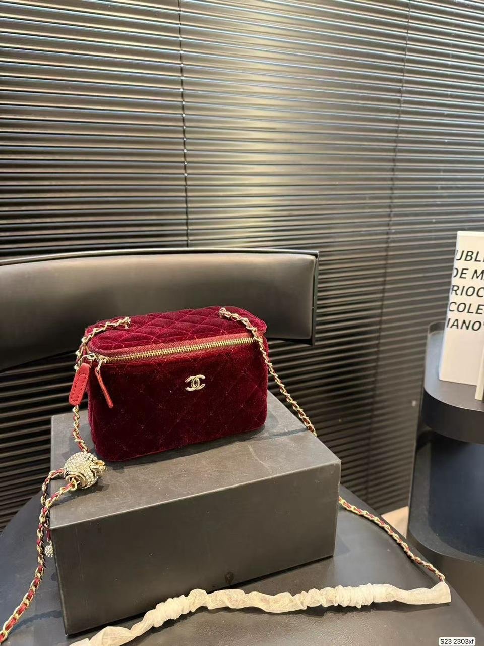 CHANEL