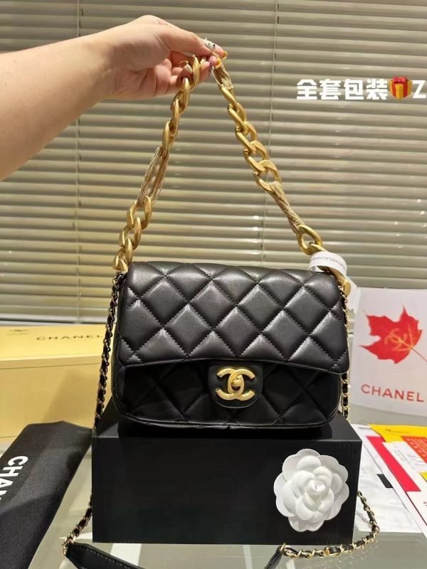 CHANEL