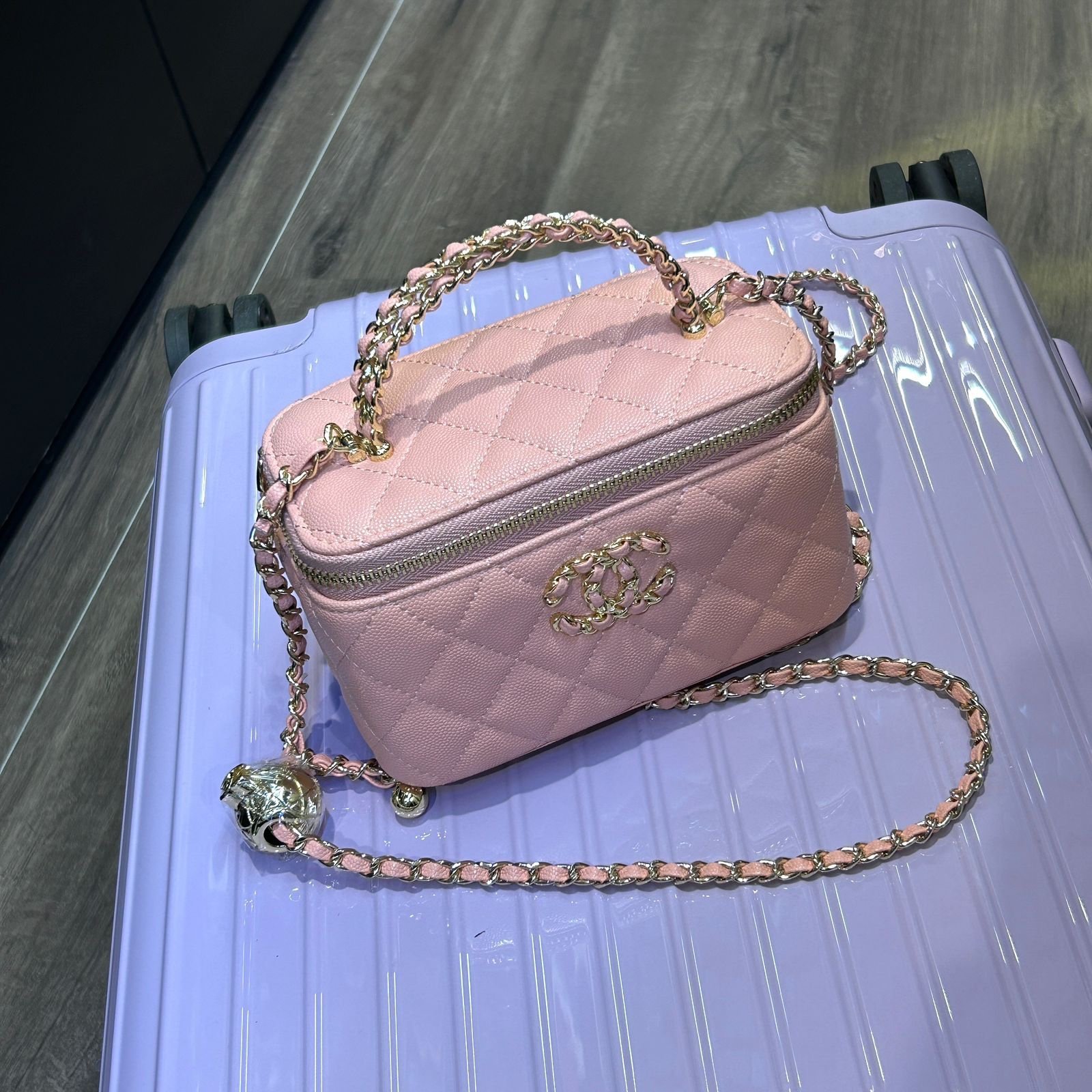 CHANEL