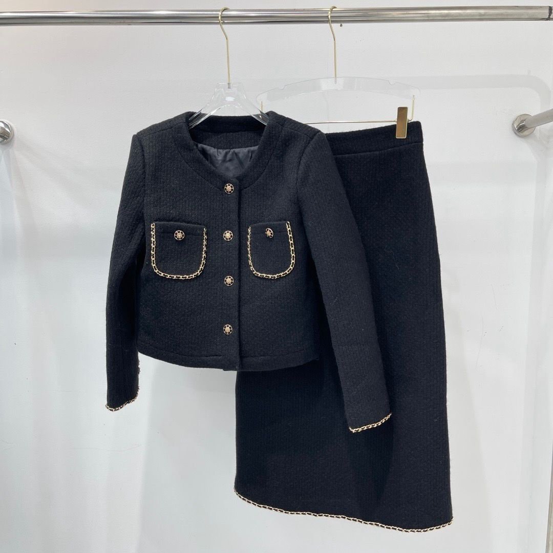 CHANEL