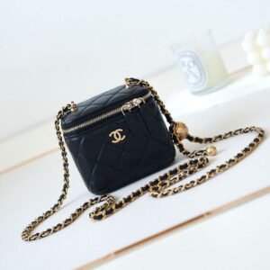 Design Lambskin Quilted Pearl Crush Mini Vanity Case With Chain Black - Dubai Fashion LUX