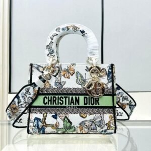 Design MEDIUM LADY D-LITE BAG - Dubai Fashion LUX