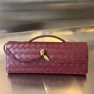 Design Women’s Minimalist Woven Genuine Leather Crossbody Baguette Handbags - Dubai Fashion LUX