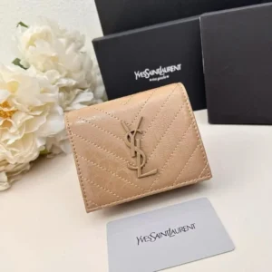 Design Women's Natural Cassandre Matelassé Quilted Wallet - Dubai Fashion LUX