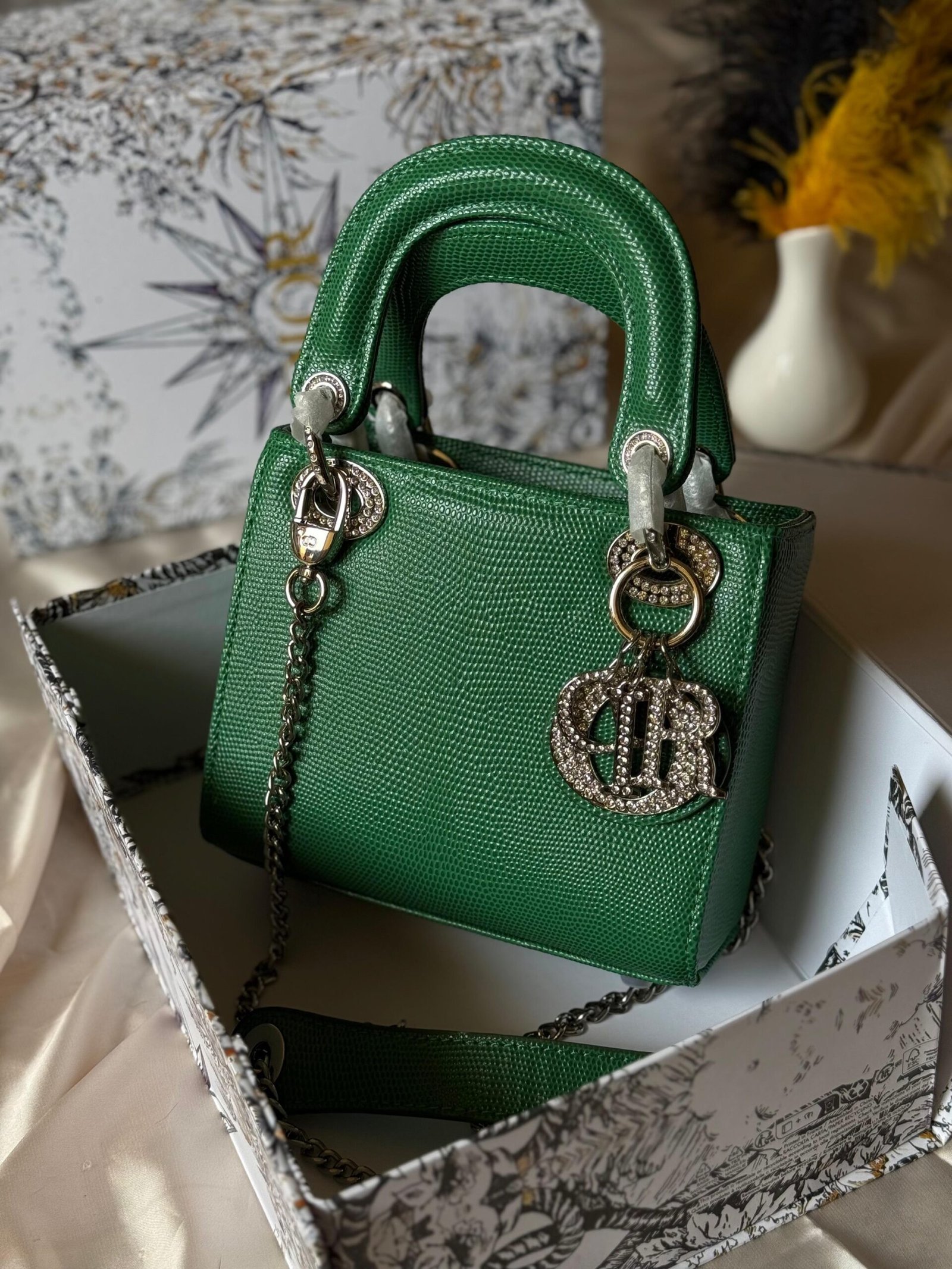 DIOR 17 CM
