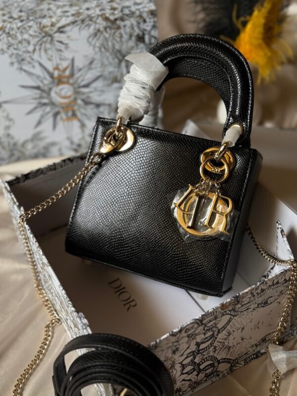 DIOR 17 CM