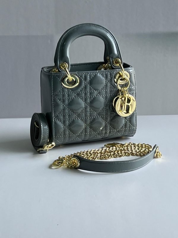 DIOR 17 CM