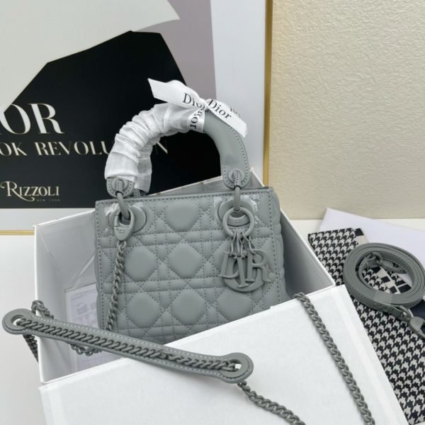DIOR 17CM