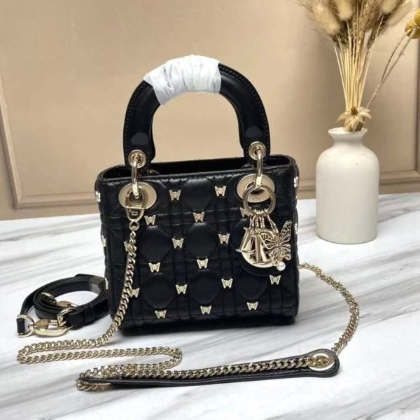 DIOR