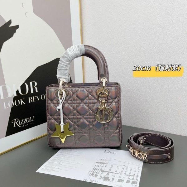 DIOR
