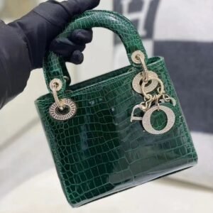 DIOR
