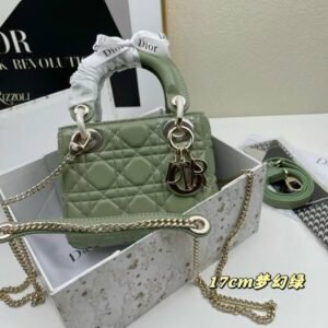 DIOR