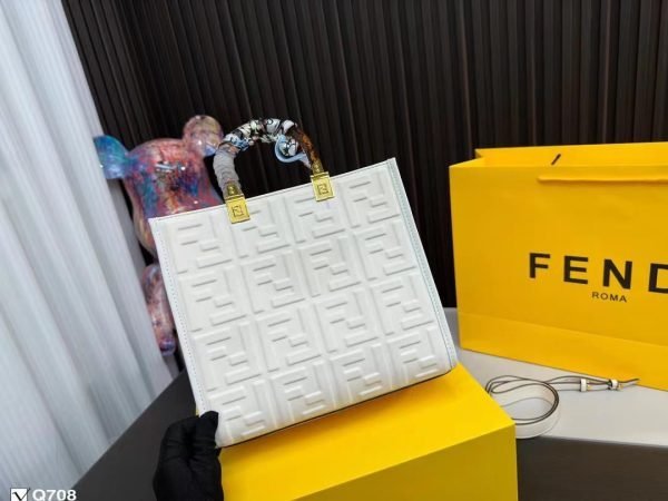 FENDI 25 CM
