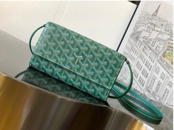 GOYARD