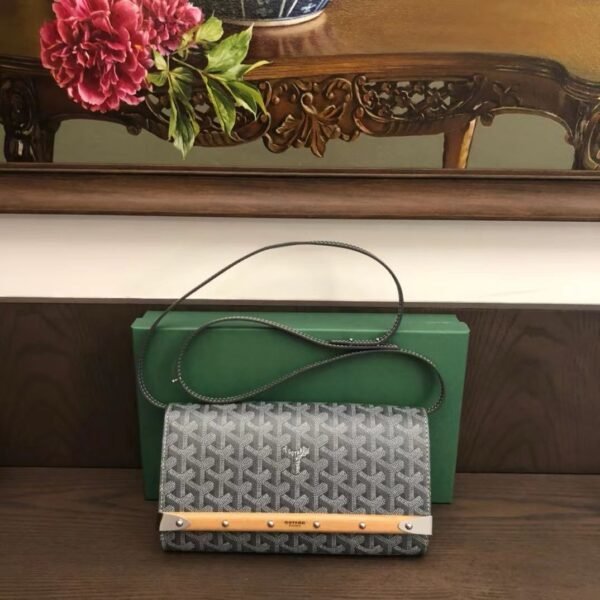 GOYARD