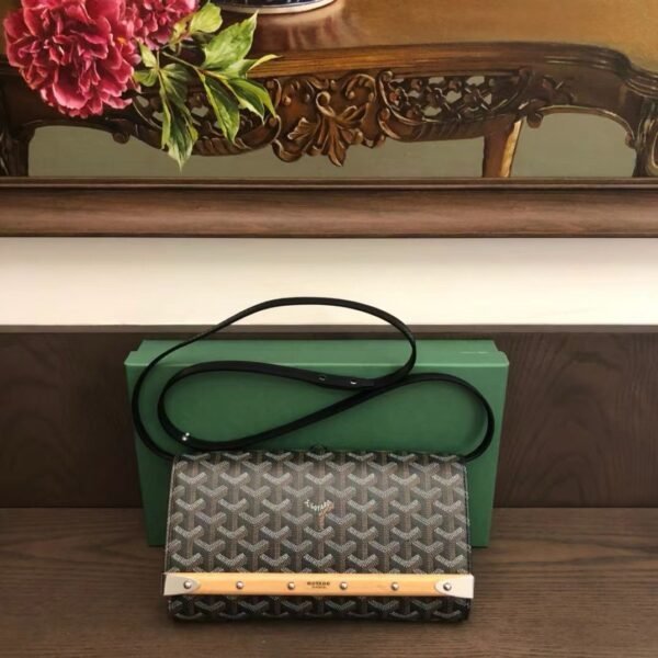 GOYARD