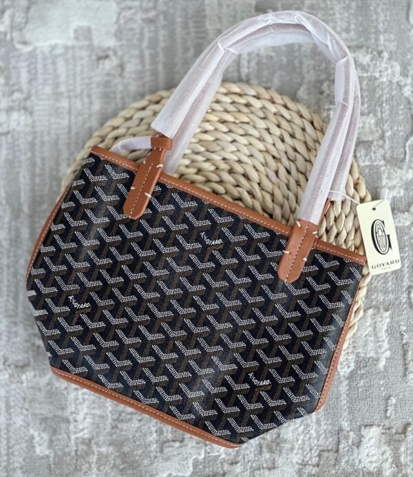 GOYARD