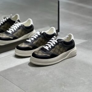 Gucci shoe