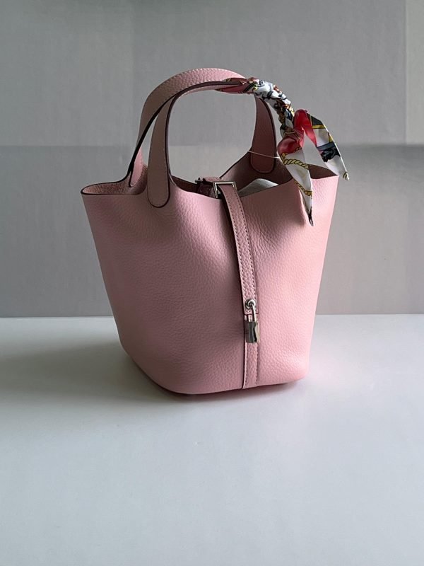 HERMES 18 CM