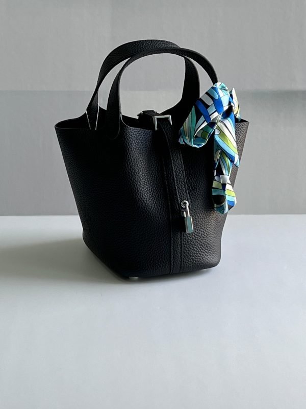 HERMES 18 CM