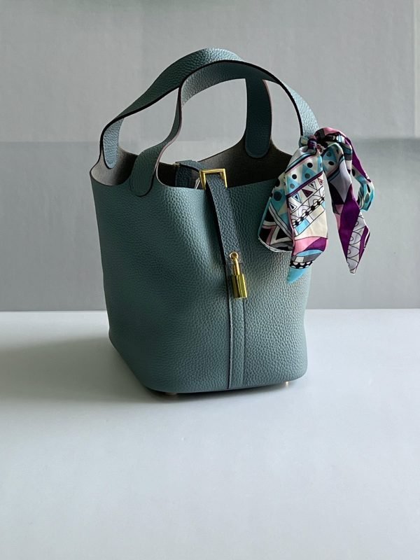 HERMES 18 CM
