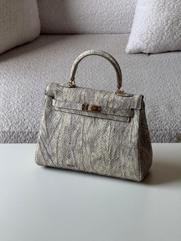 HERMES