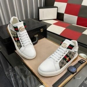 High Quality Shoe