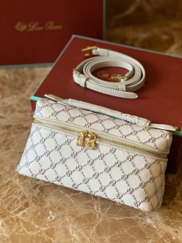 LORO PIANA