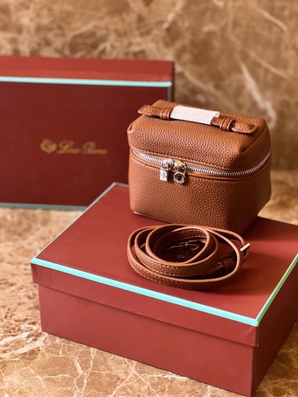 LORO PIANA
