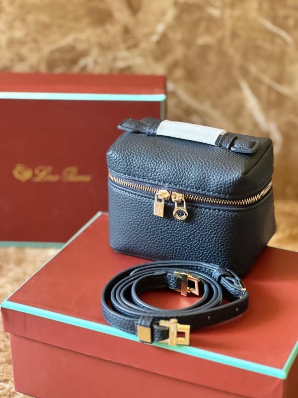 LORO PIANA