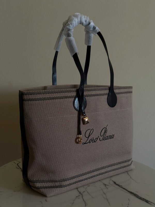 LORO PIANA