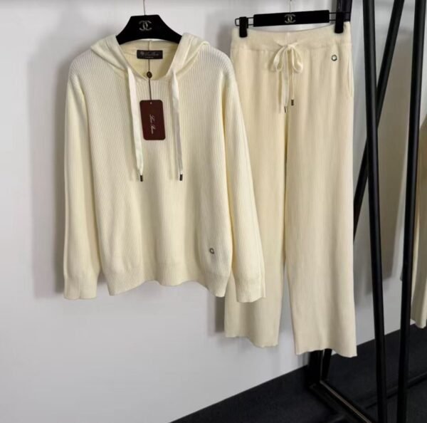 LORO PIANA
