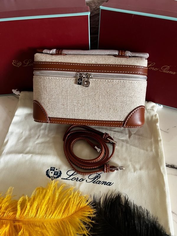 LORO PIANA