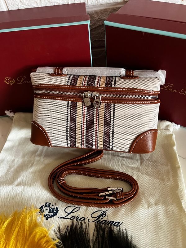 LORO PIANA