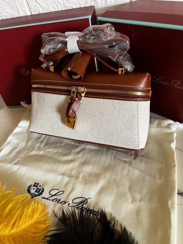 LORO PIANA