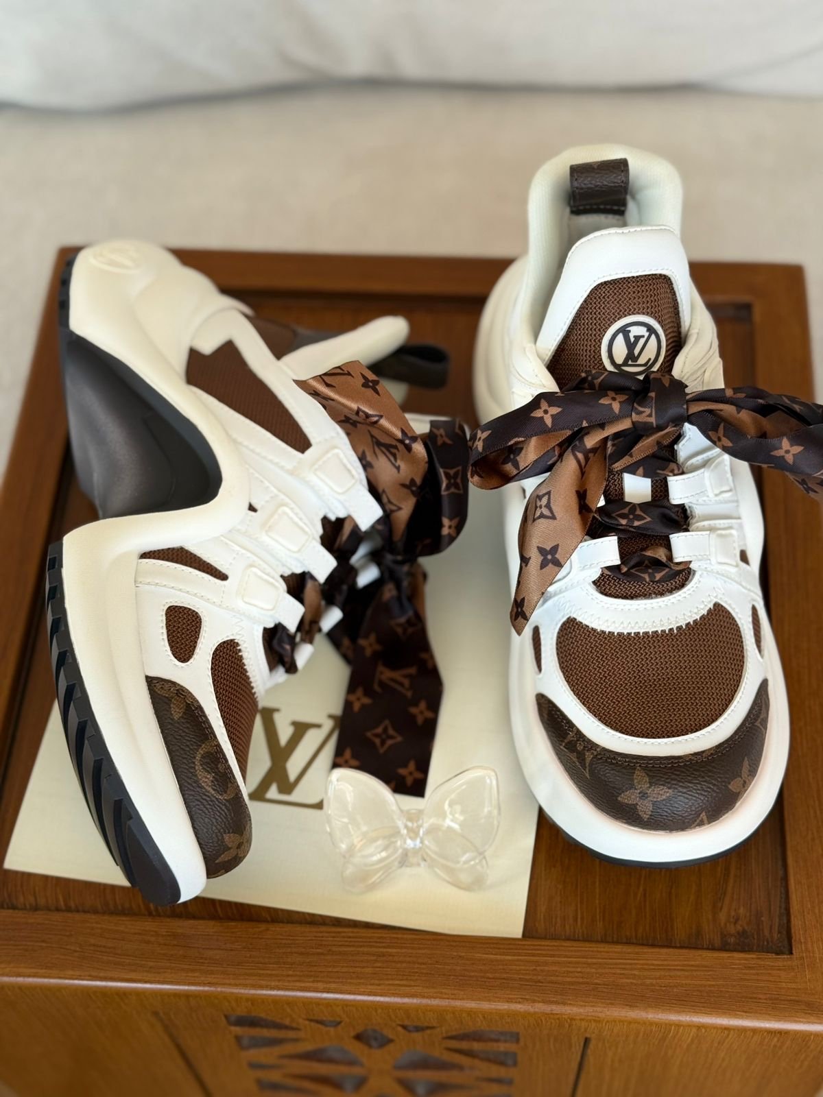 LOUIS VUITTON