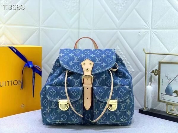 LOUIS VUITTON