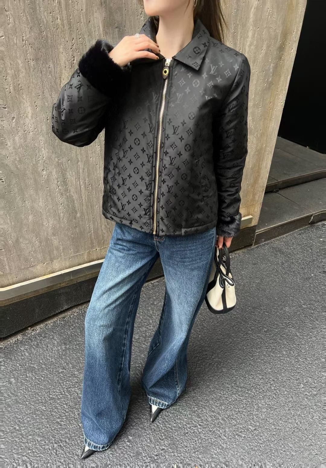 LOUIS VUITTON