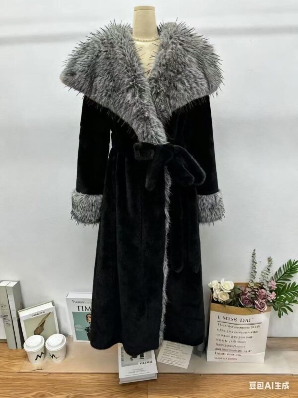 MAXMARA