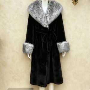 MAXMARA