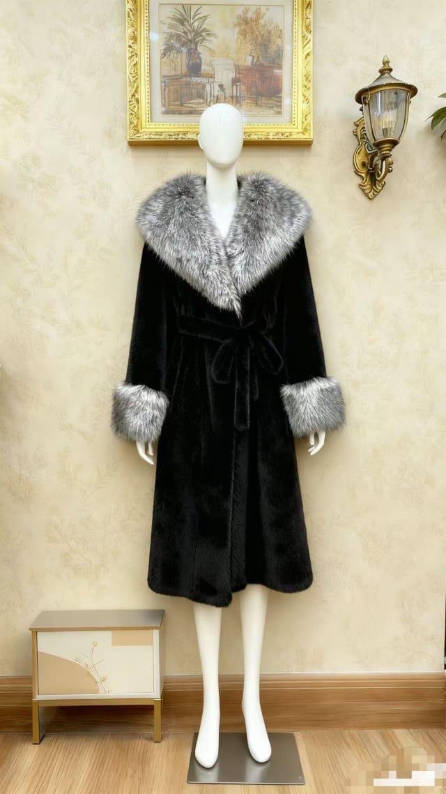 MAXMARA