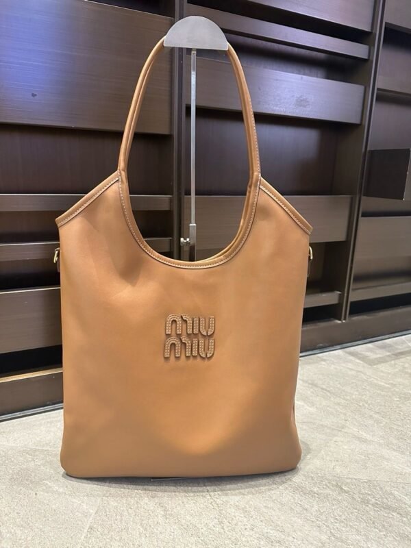 MIU MIU