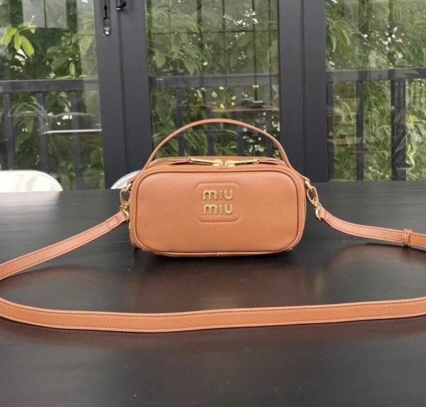 MIU MIU