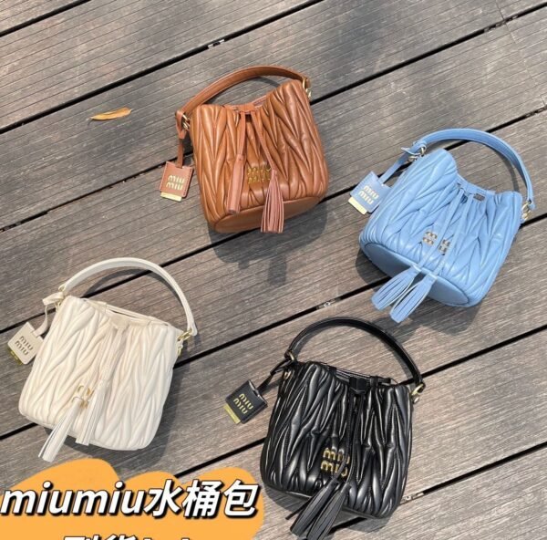 MIU MIU