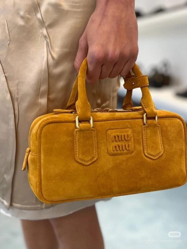 MIU MIU
